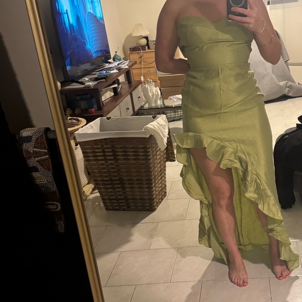 🆕 Amanda Uprichard Strapless Lime Green Gown